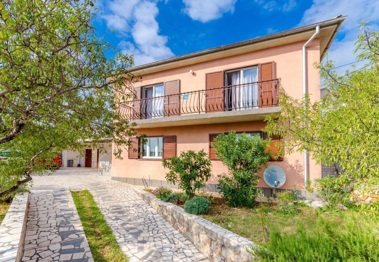 Apartment Milan Сень Экстерьер фото