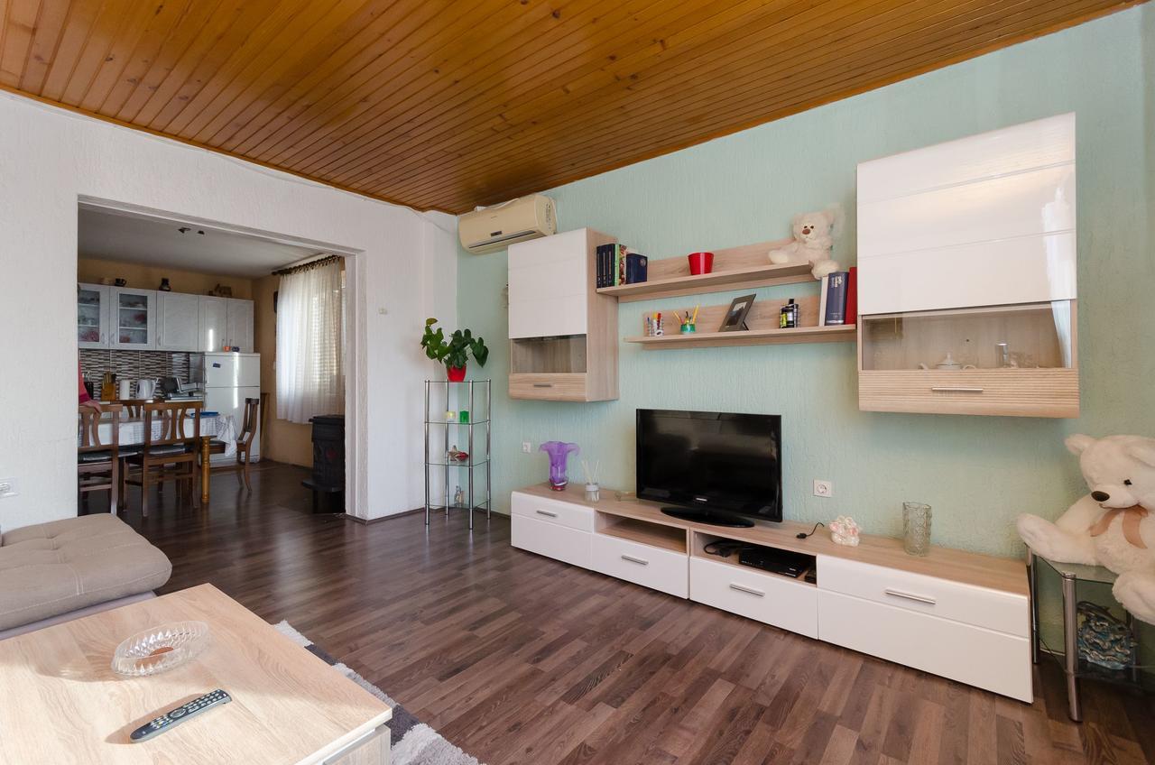 Apartment Milan Сень Экстерьер фото
