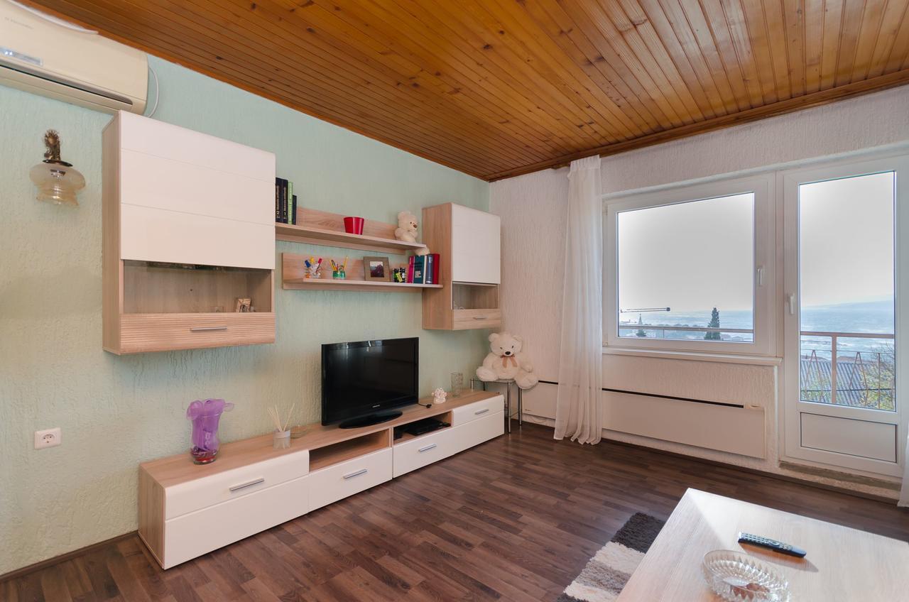 Apartment Milan Сень Экстерьер фото